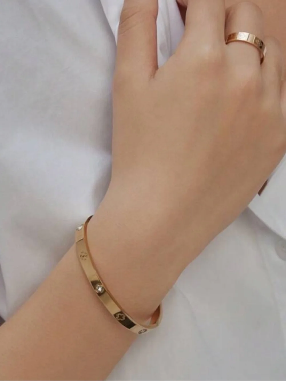 STAX Gold Four Leaf Clover Hinged Bracelet - Picture 4 of 4